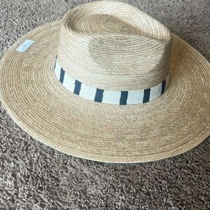 NWT, Sunshine Tienda Sunhat